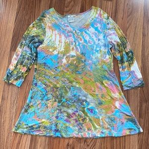 Parsley & Sage water color v-neck Tunic size M